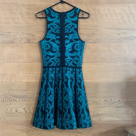 PARKER Kiley Teal and Black fit and flare A line dress size medium - Picture 9 of 9